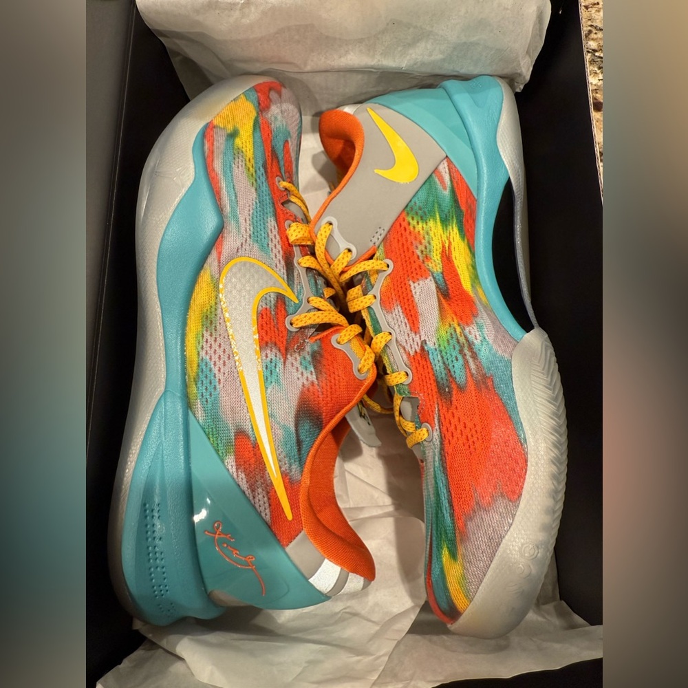Nike Kobe VIII 8 Protro Venice Beach Size 10 FQ3548-001 - PRE-OWNED